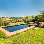 Presso Cascina La Melagrana * Costigliole d'Asti