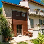 Presso Cascina La Melagrana Costigliole d'Asti