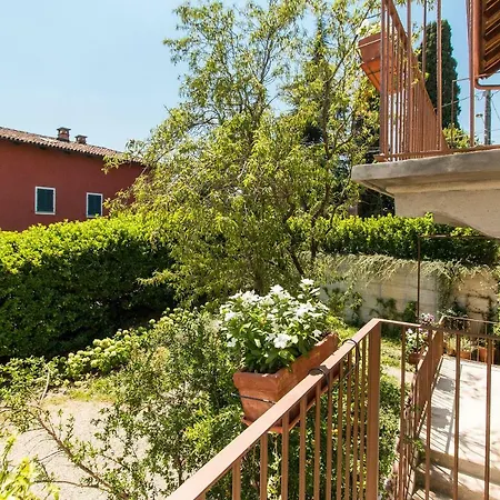 Presso Cascina La Melagrana *