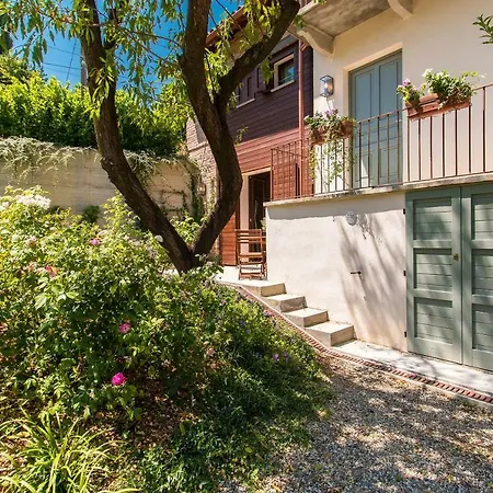 Presso Cascina La Melagrana Appartement